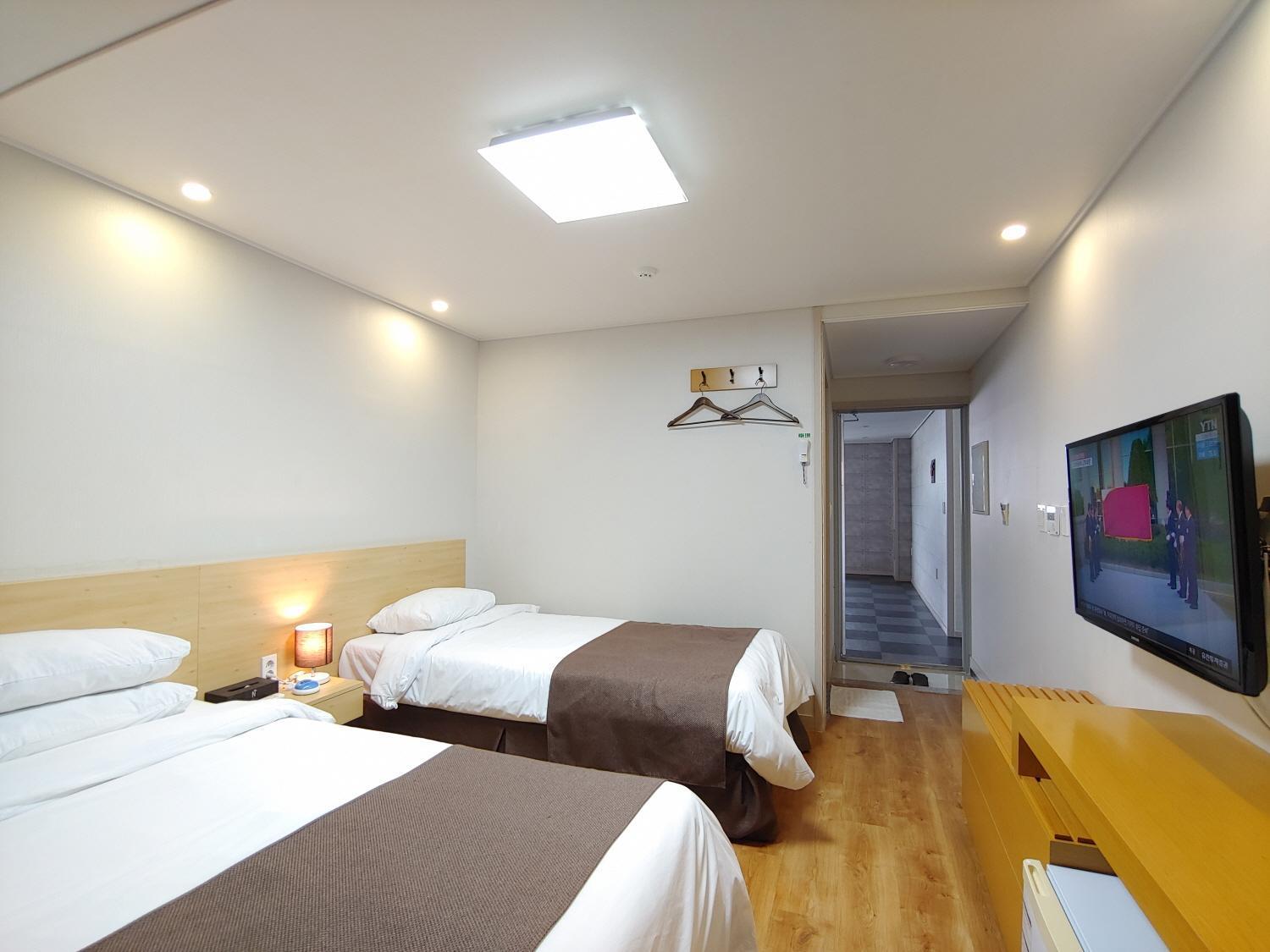 Jeju Lavender Hotel Seogwipo Eksteriør bilde