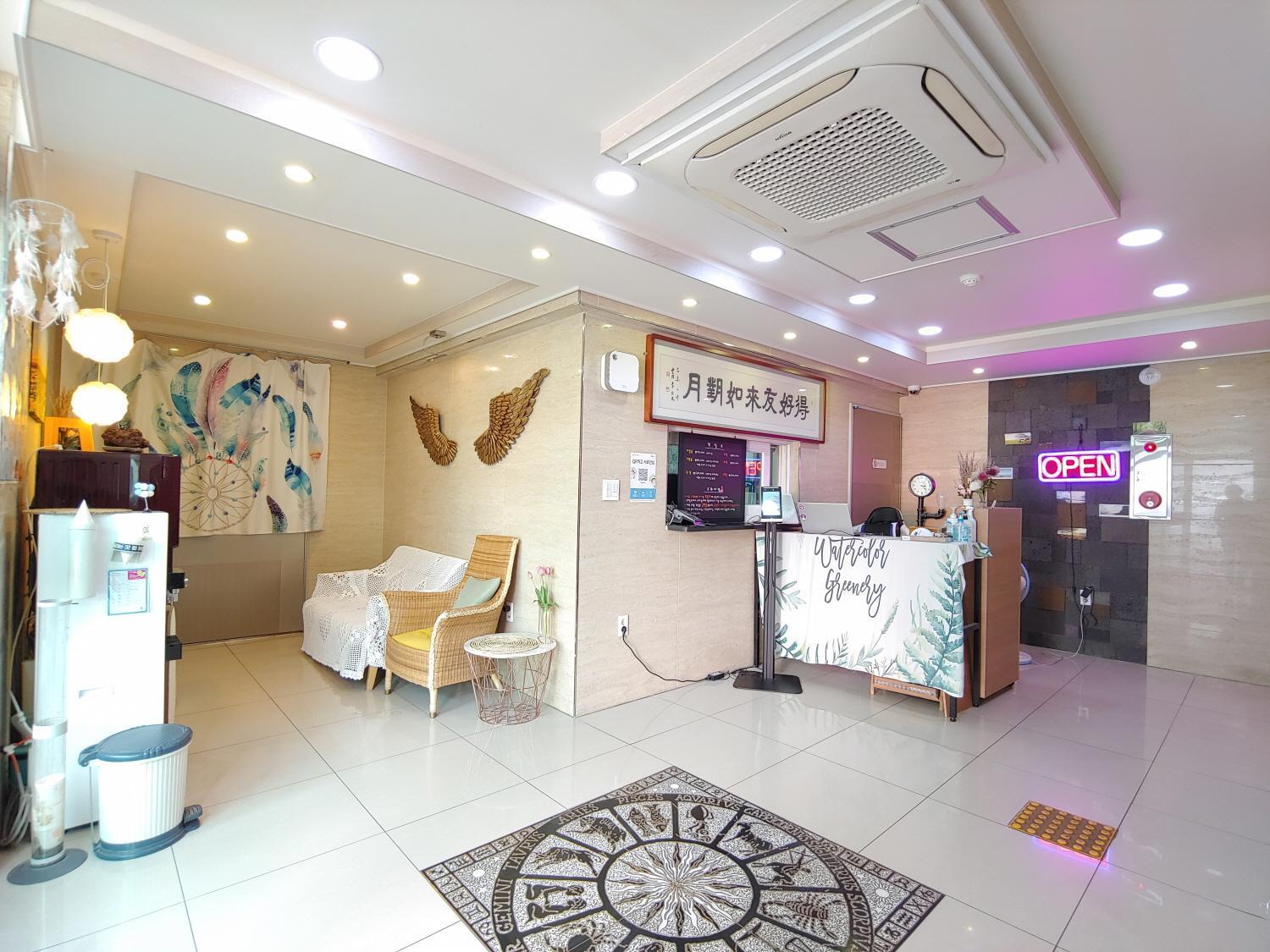 Jeju Lavender Hotel Seogwipo Eksteriør bilde