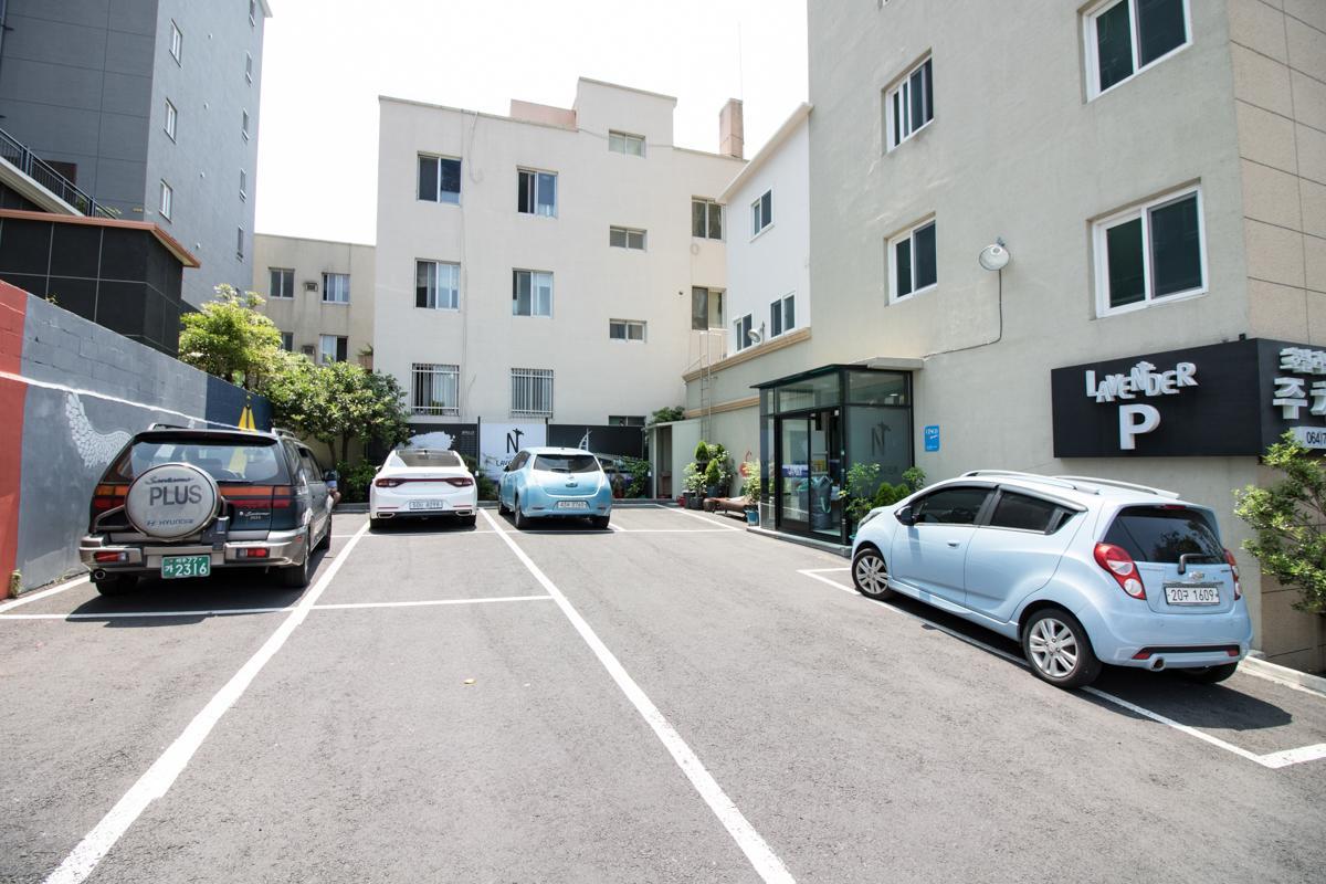 Jeju Lavender Hotel Seogwipo Eksteriør bilde