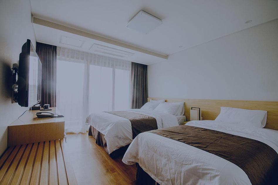 Jeju Lavender Hotel Seogwipo Eksteriør bilde